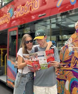 City Sightseeing: Madrid Panoramic Bus with Entrance to IKONO (Supreme)