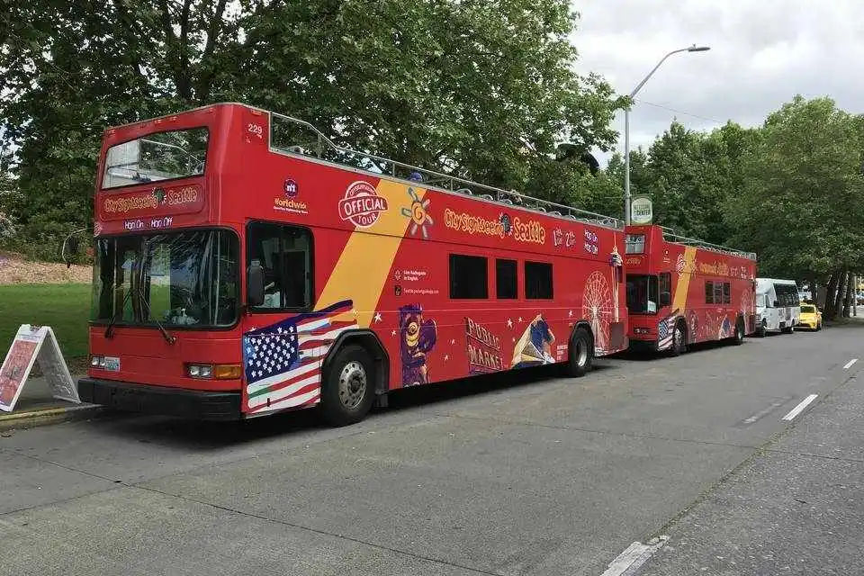 City Sightseeing: Seattle Hop On, Hop Off with Locks Cruise