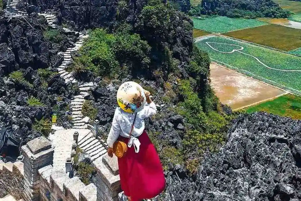 Ancient Capital Hoa Lu Tam Coc Caves Tour from Hanoi