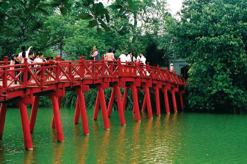 Half Day Hanoi insight by Vespa