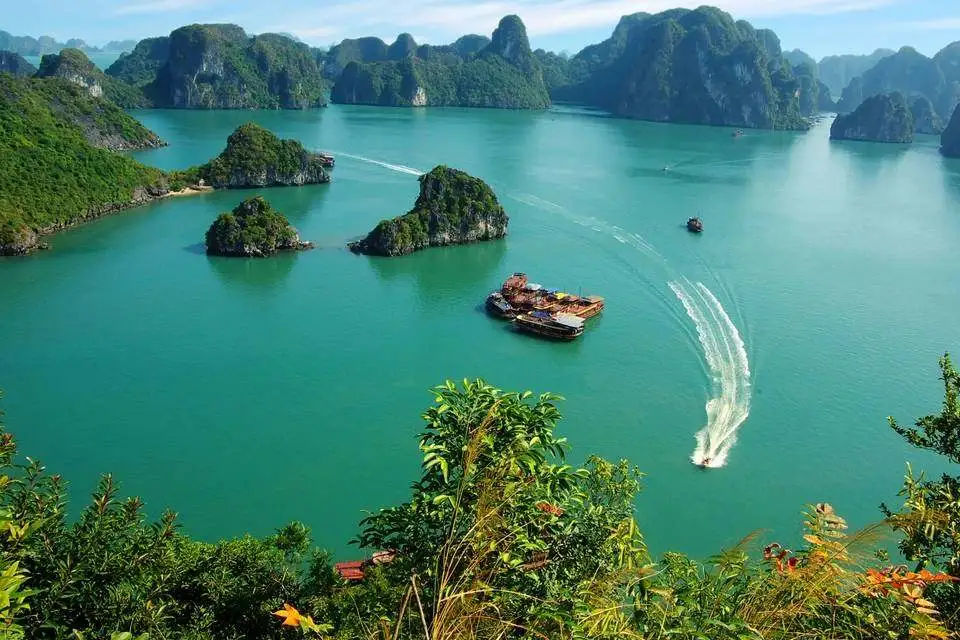 Halong Day Tour from Hanoi