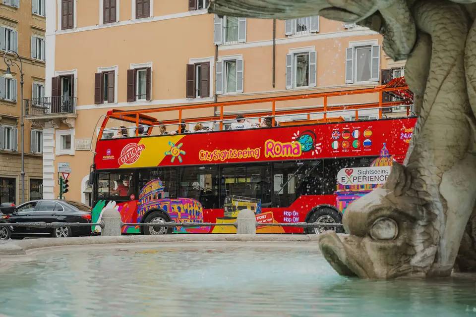 City Sightseeing: Rome Hop-On, Hop-Off and Transfer by Bus