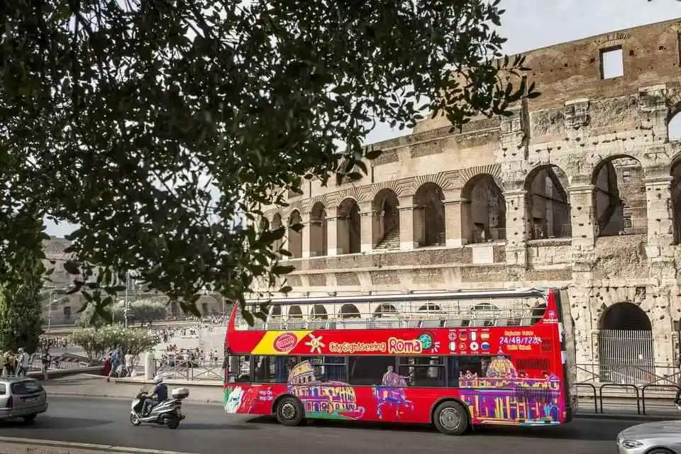 City Sightseeing Rome Tour and Transfer from Civitavecchia by Bus