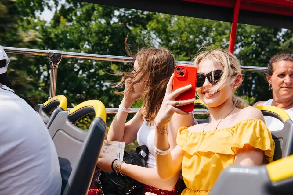 City Sightseeing Rome Tour and Transfer from Civitavecchia by Bus