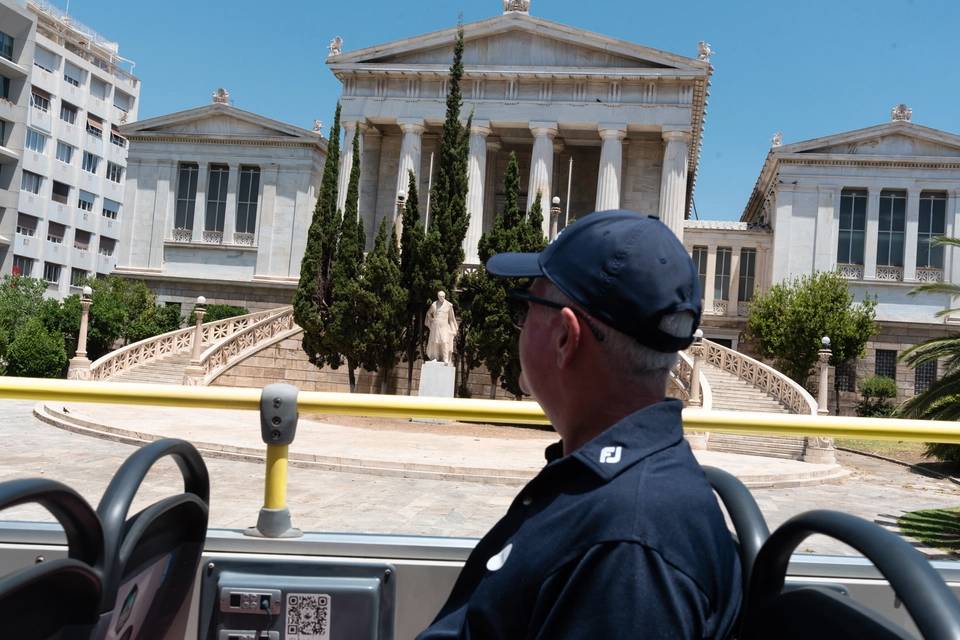 Big Bus Tours: Athens Discover Hop-On Hop-Off Bus Tour