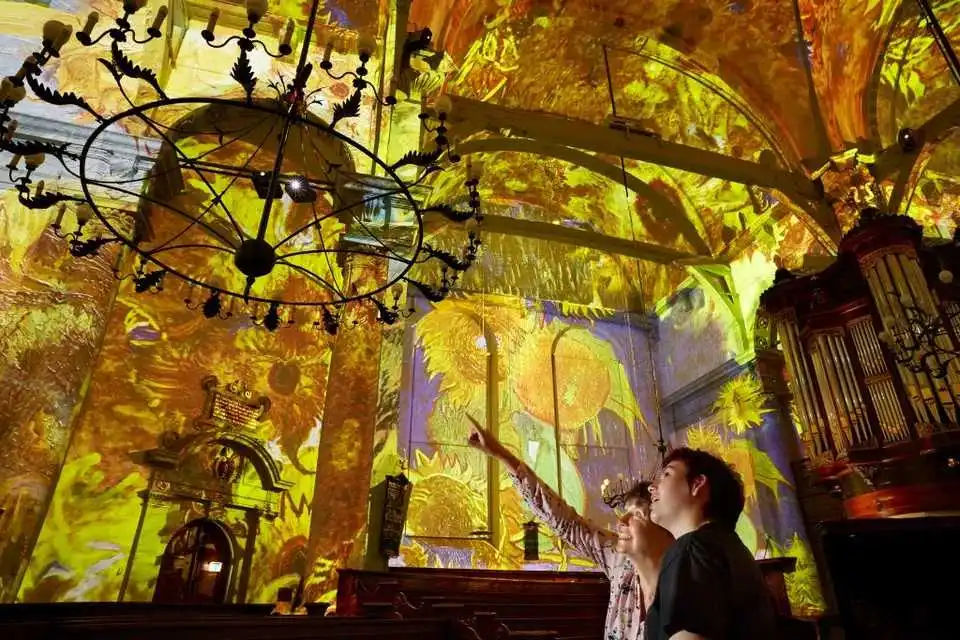 Van Gogh and Rembrandt in Amsterdam - English Show