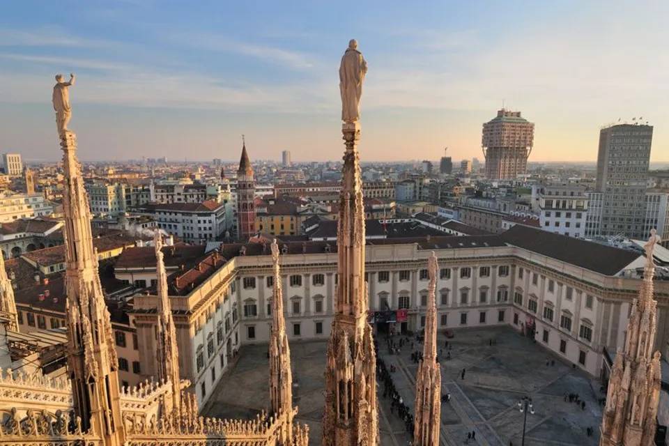 Milan Cathedral : Skip the Line Ticket with Terraces Tour