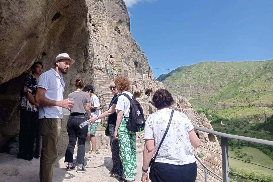 Mineral Springs Tour of Vardzia and Borjomi