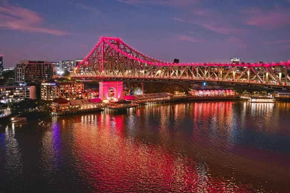 Story Bridge Night Climb Tour