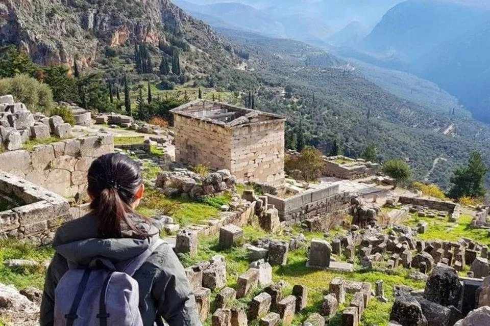 Delphi One Day Trip