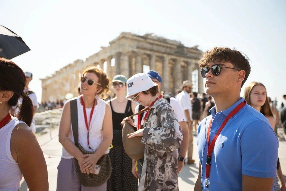 Skip the Line: Acropolis and Old Athens Walking Tour