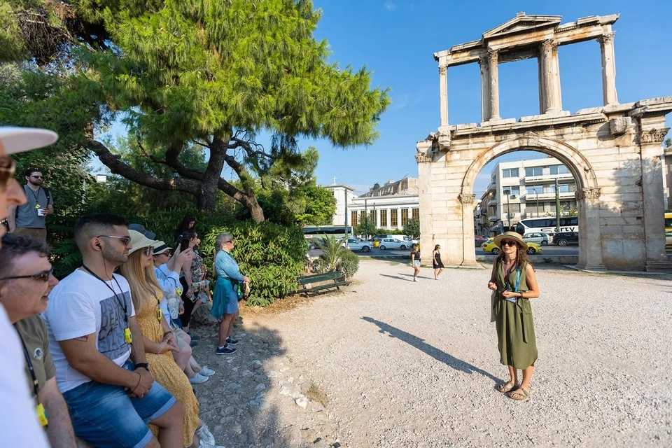 Early Morning Acropolis and Acropolis Museum Walking Tour 