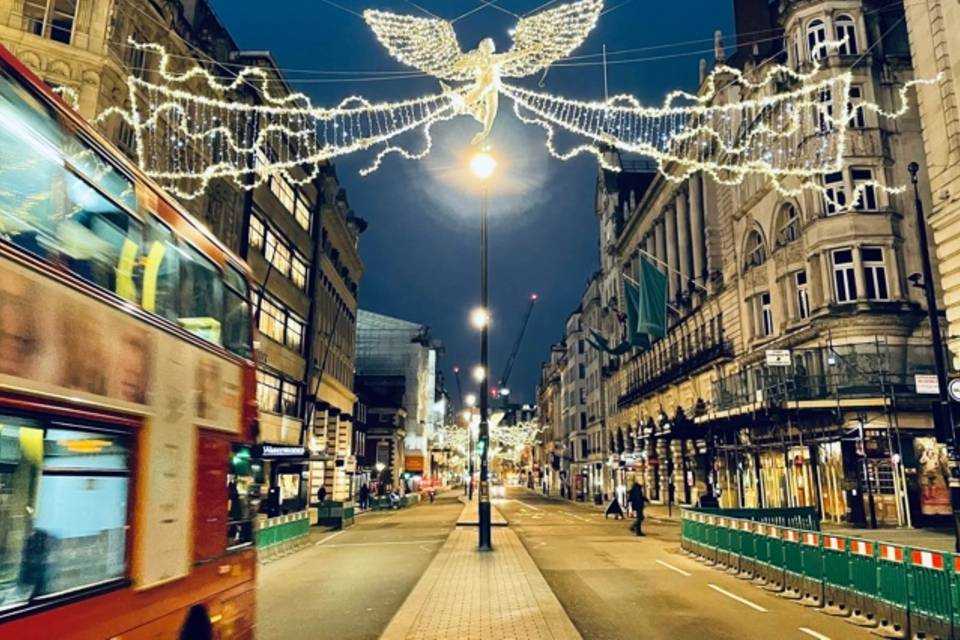 Big Bus Tours: London Christmas Light Night Tour
