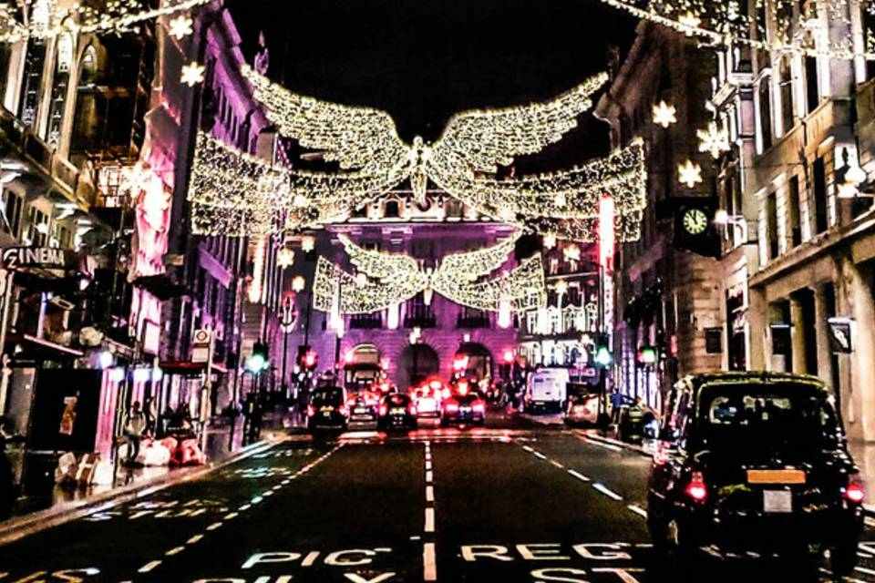 Big Bus Tours: London Christmas Lights Night Tour