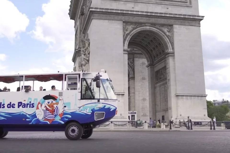 Seine River Amphibious Bus tour of Paris
