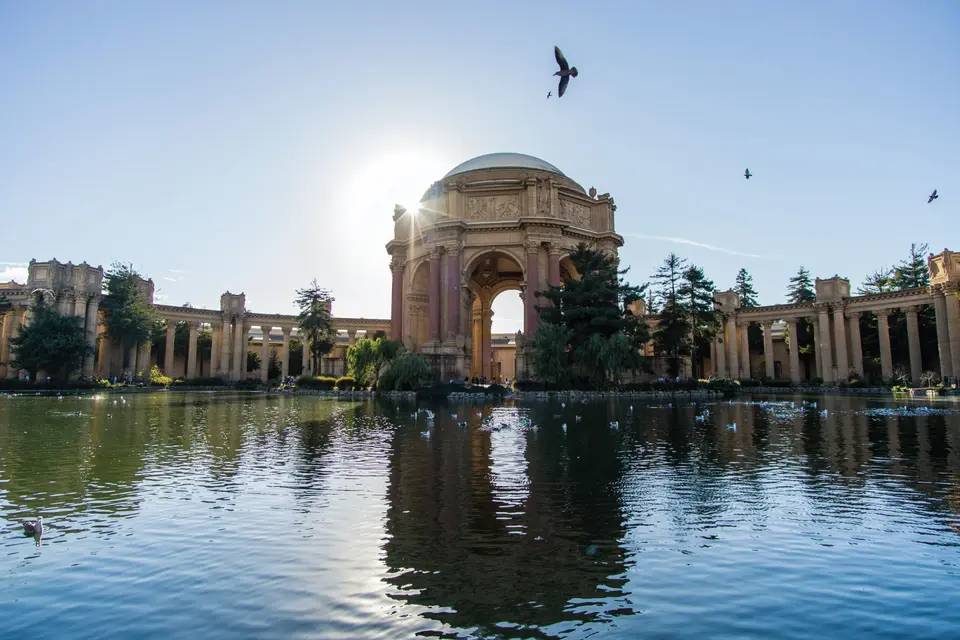 San Francisco 2 Day Hop On Hop Off Bus Ticket with Guided Muir Woods Tour