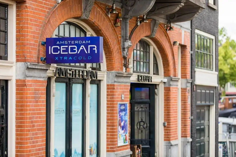Amsterdam Icebar Entrance with Canal Cruise
