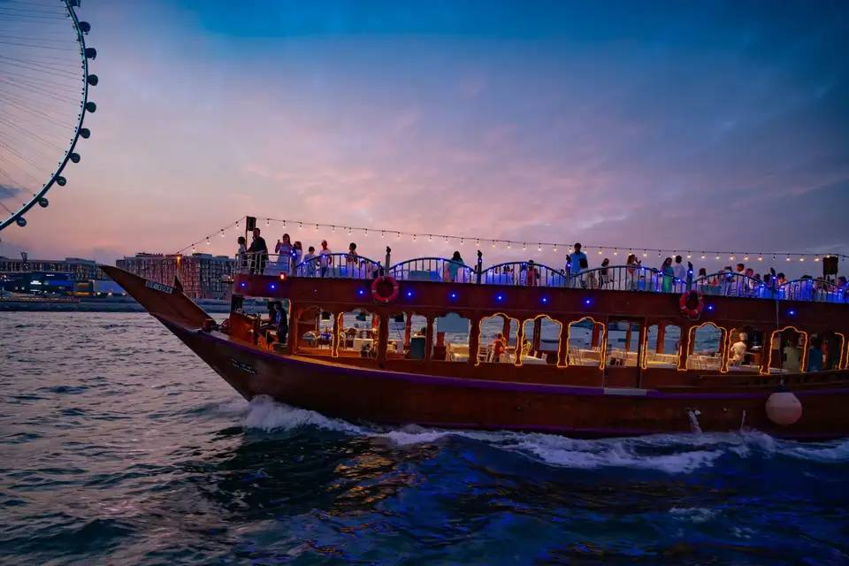 Marina Luxury Dhow Dinner Cruise