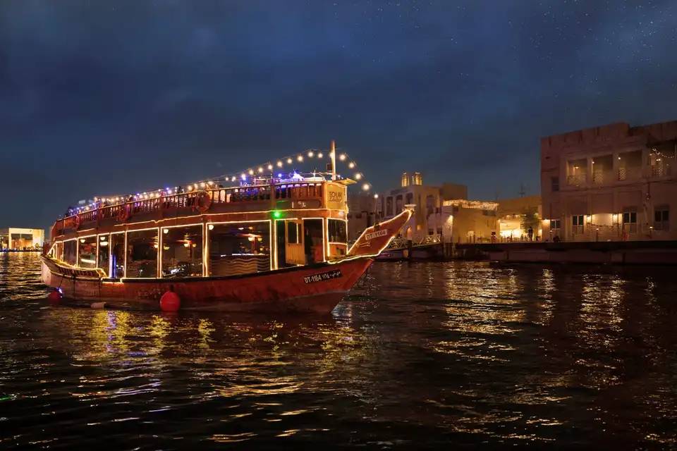 Creek Luxury Dhow Dinner Cruise