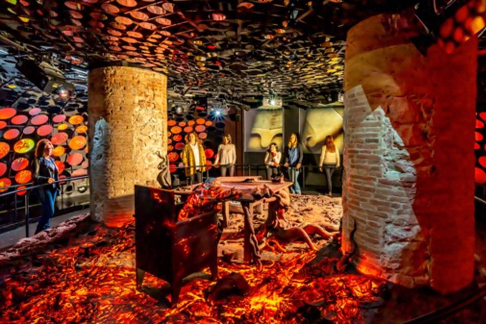 Casa Batllo Gaudi Barcelona Tour
