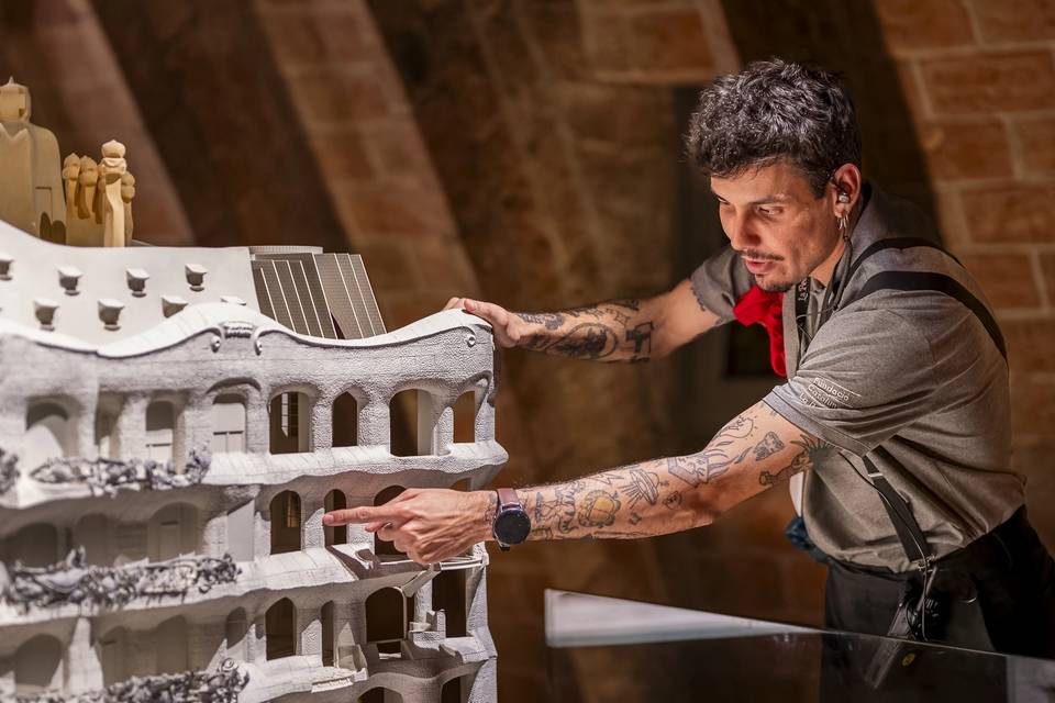 La Pedrera Night Experience Tour