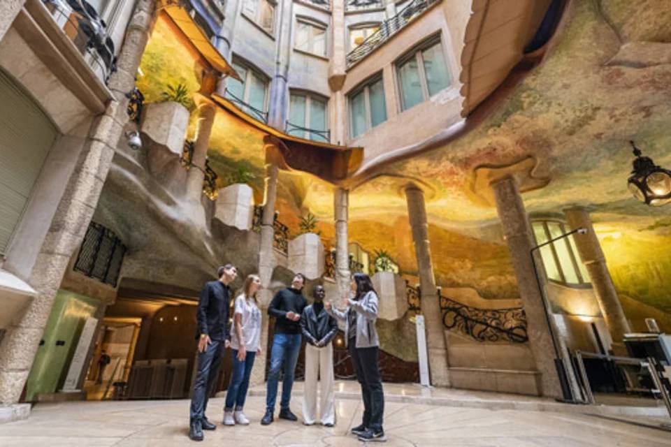 La Pedrera Sunrise Tour Ticket