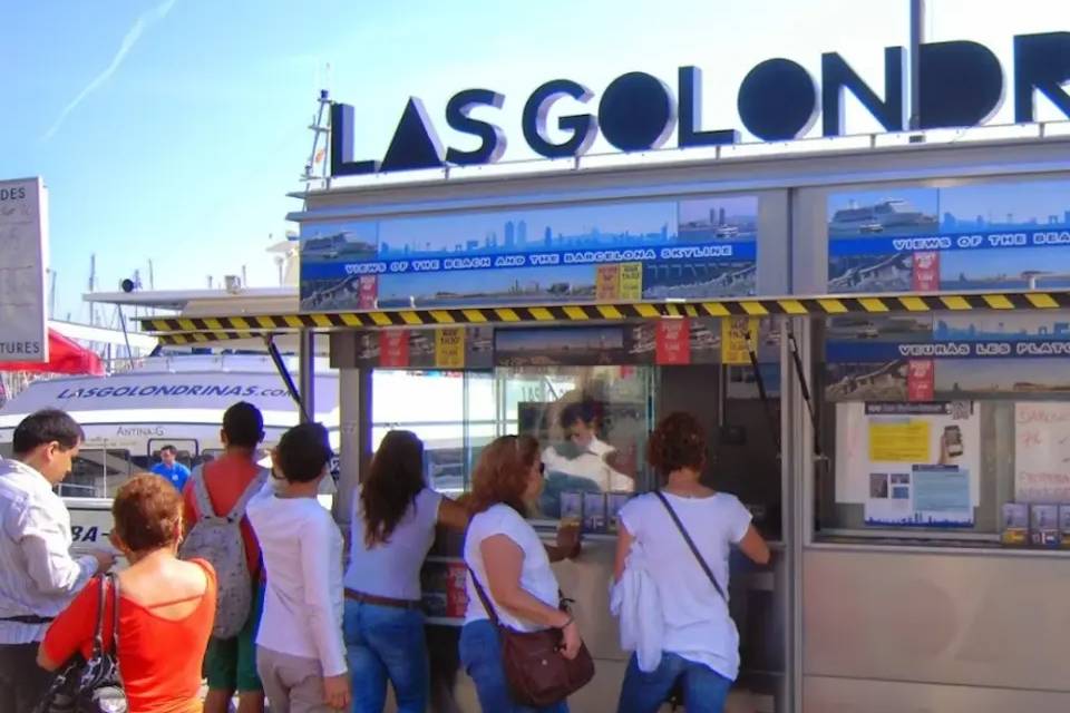 The Golondrinas Boat Tour Barcelona