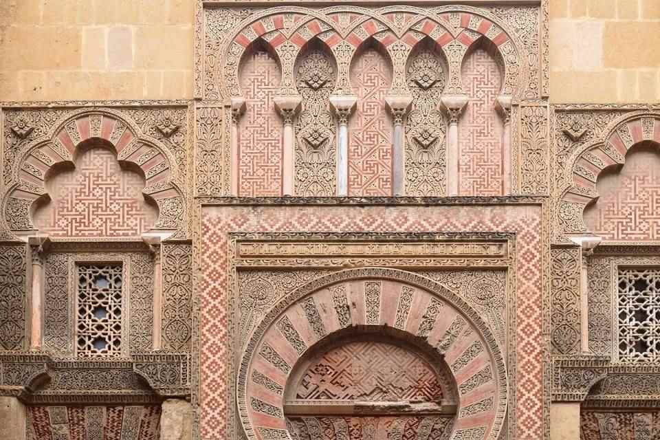 London: Uber Boat Hop-On Hop-Off 2-Day Ticket