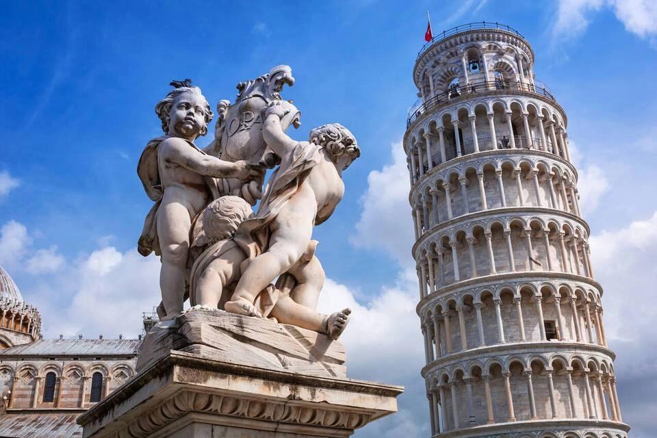 Livorno City Sightseeing and Pisa Tour