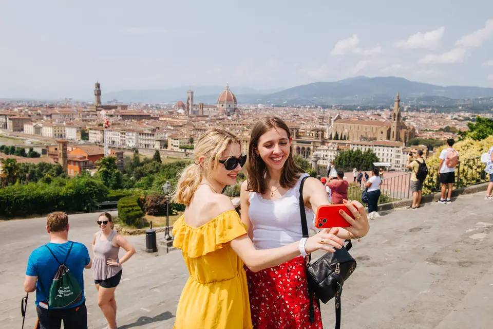 Florence Hop On Hop off Ticket and Transfers from La Spezia by Bus
