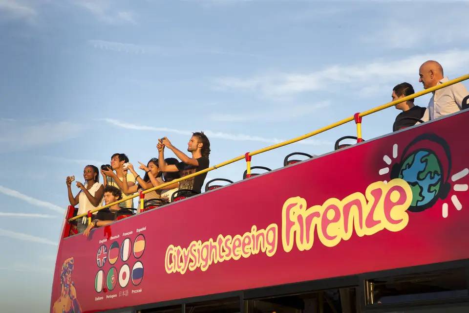 Florence Hop On Hop off Ticket and Transfers from La Spezia by Bus