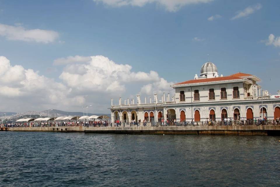 Princes 2-Islands Guided Tour Ticket with Lunch from Istanbul