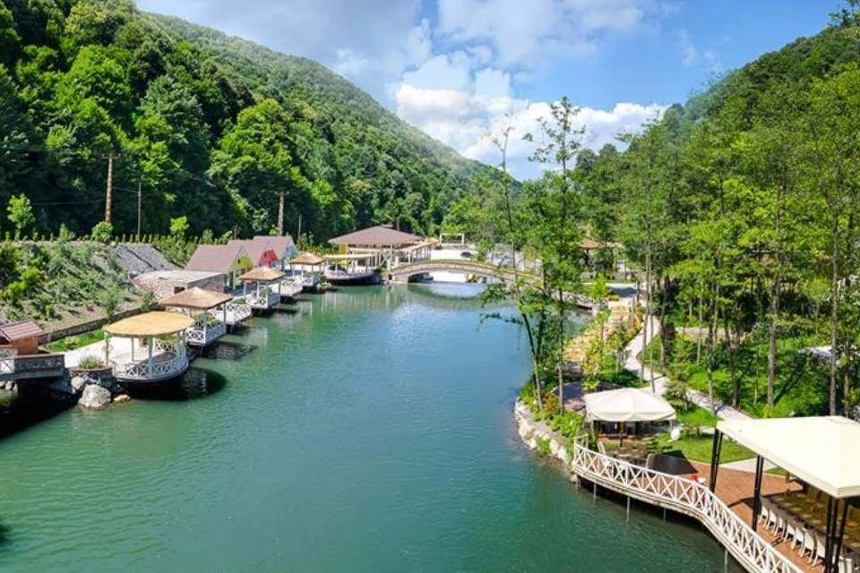 Sapanca, Masukiye and Mahmudiye Day Trip with Lunch from Istanbul