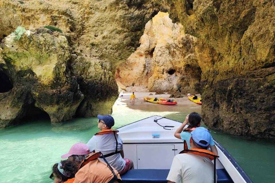 Ponta da Piedade Grotto & Caves Boat Tour from Lagos