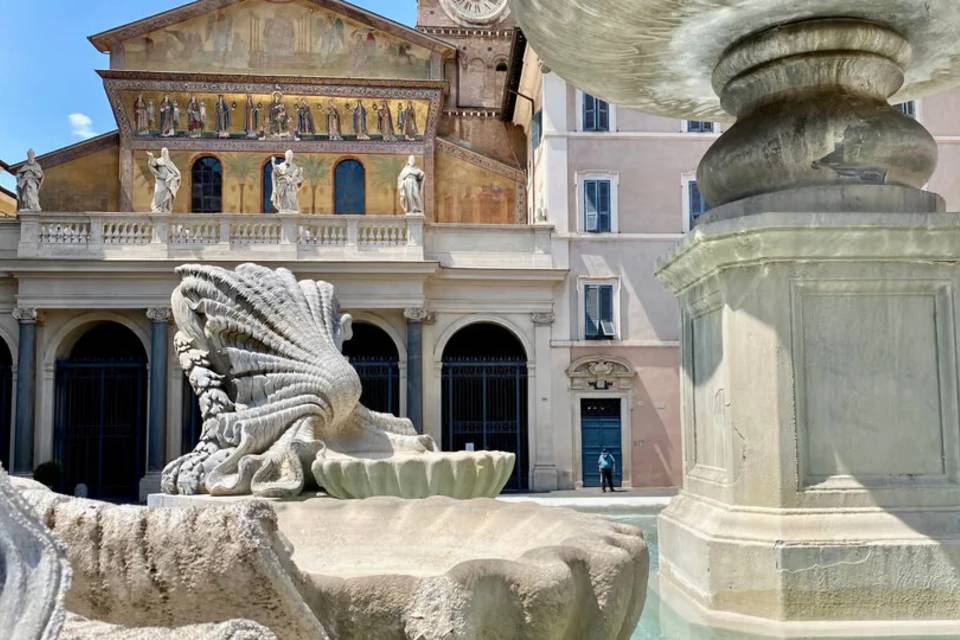 Rome’s Medieval Village: A Trastevere Walking Tour