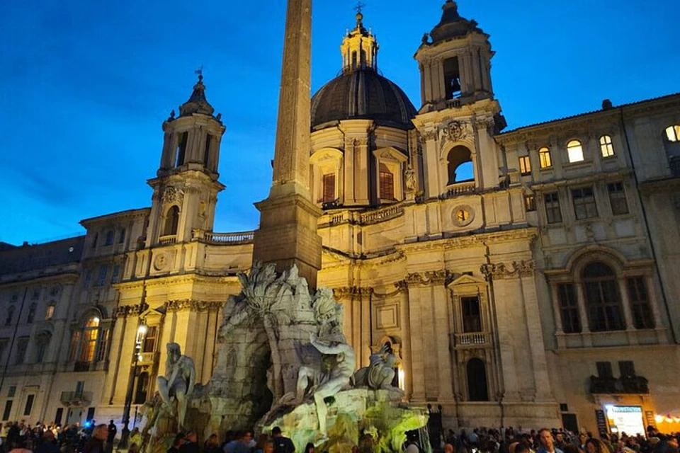 The History of Power in Modern Rome: A Walking Tour in the Ancient City
