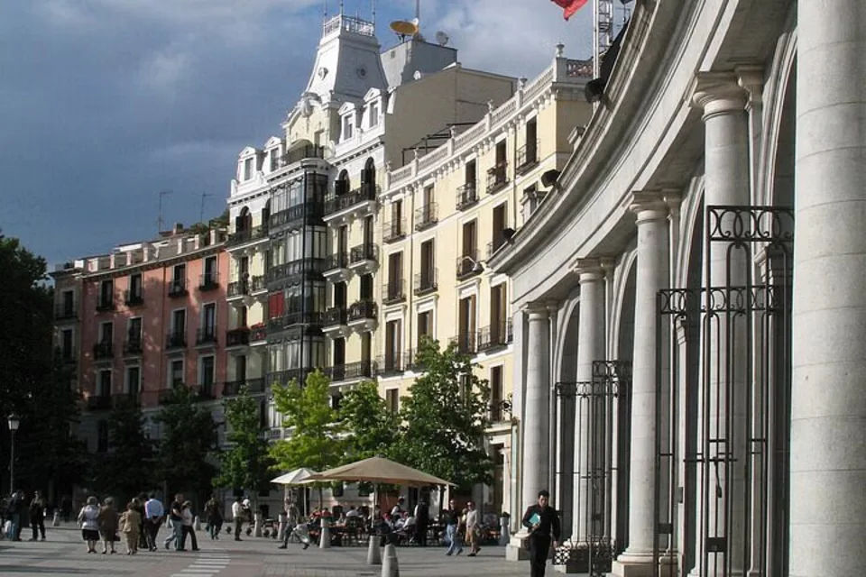 History with a side of Tapas: A local's Madrid Tour