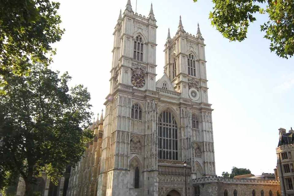Royal London Tour with Westminster Abbey Visit and Afternoon Tea