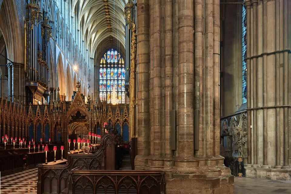 Royal London Tour with Westminster Abbey Visit and Afternoon Tea