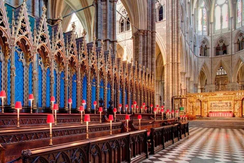 Royal London Tour with Westminster Abbey Visit and Afternoon Tea