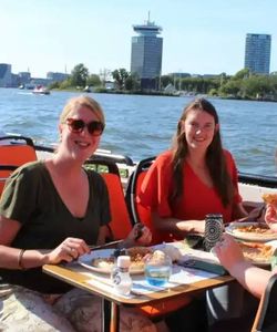 LOVERS Canal Cruise Including New York Pizza 