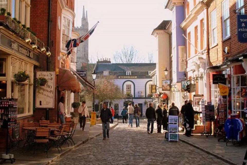 Stonehenge and Windsor Tour