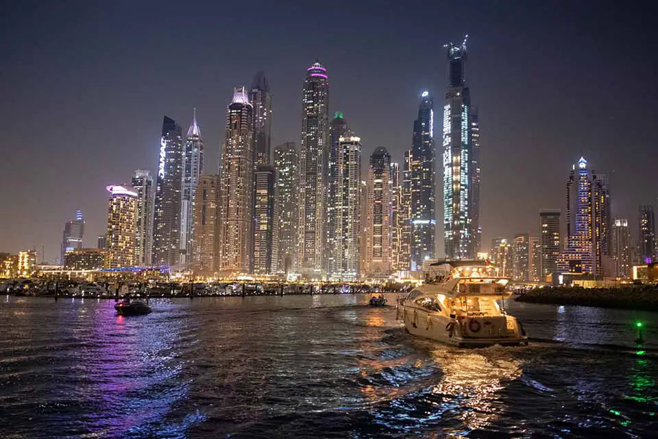Dubai Yacht Night Tour