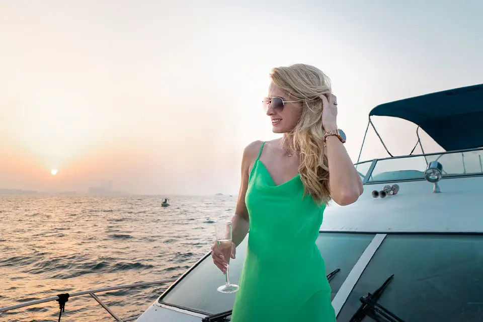 Dubai Yacht Sunset Tour