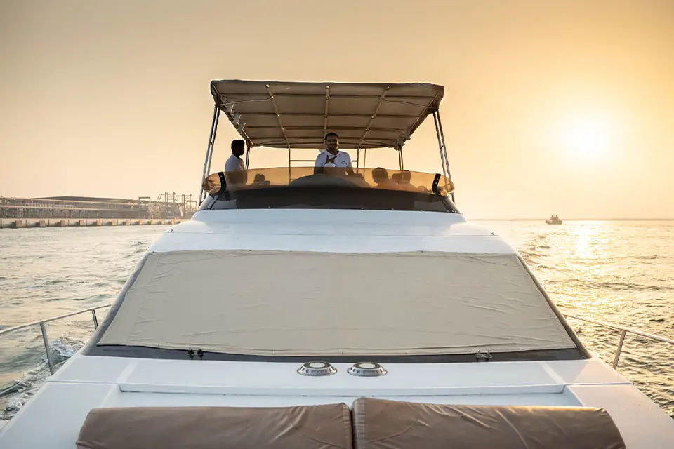 Dubai Yacht Sunset Tour