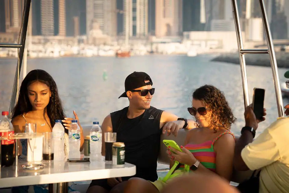 Dubai Yacht Sunset Tour