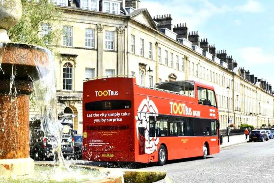TooTBus: Bath Hop-On, Hop-Off with Jane Austen's Walking Tour