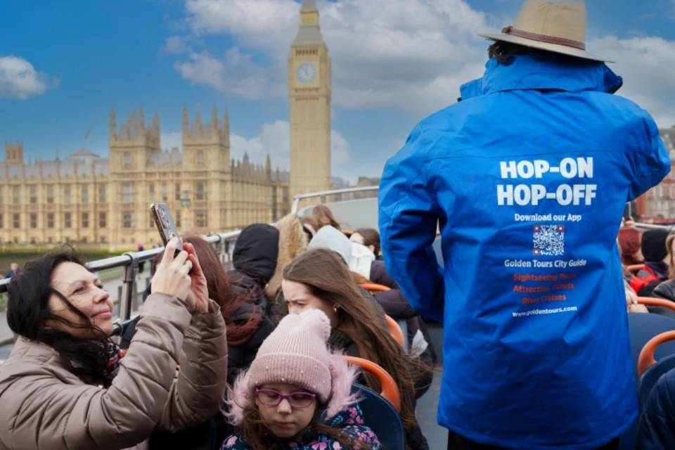 Golden Tours: London Hop-On, Hop-Off Bus Tour with Tastecard