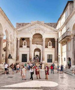 City Sightseeing: Split Panoramic City Tour (Red Line)