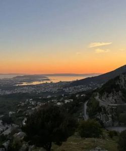 City Sightseeing: Evening Sunset Tour in Klis Overlooking Split